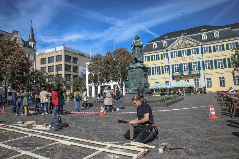 UNSER-LUDWIG_Aufbau-der-Installationjpg