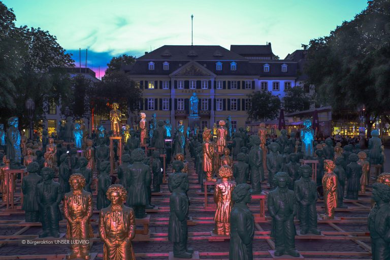 UNSER-LUDWIG_bei-Nacht